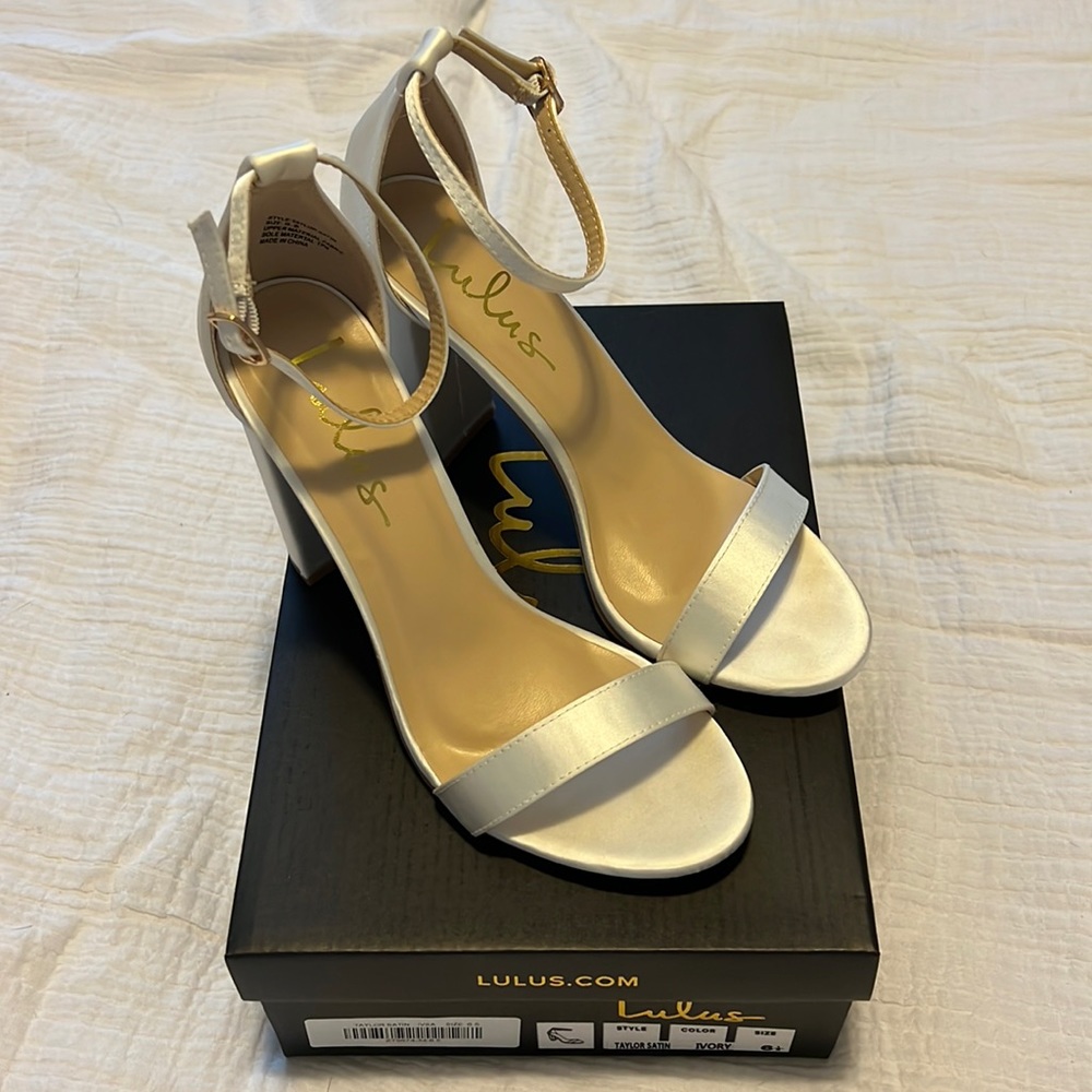 Lulus Taylor Satin Heels Ivory- Perfect for Wedding!
